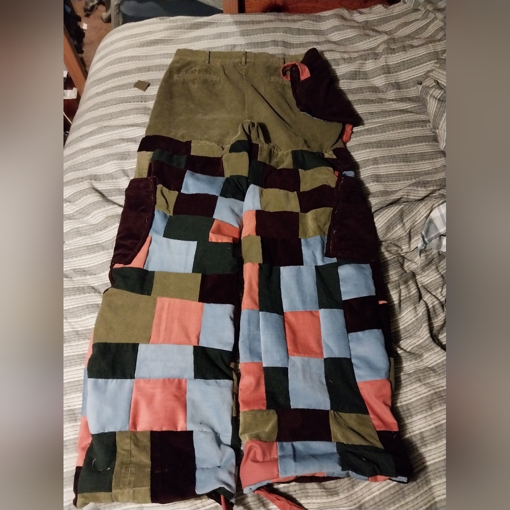 Patchwork upcycle pants - Picture 4 of 8